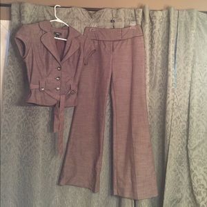 BCX Short Sleeves Suit