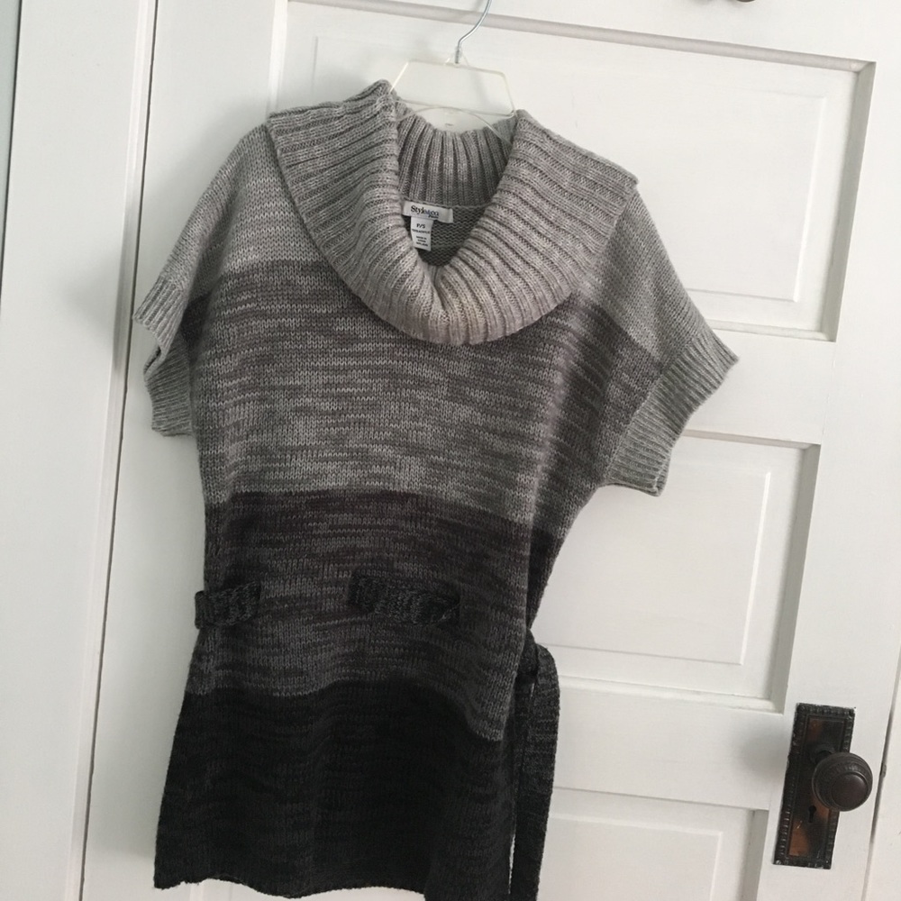 Pullover tunic sweater