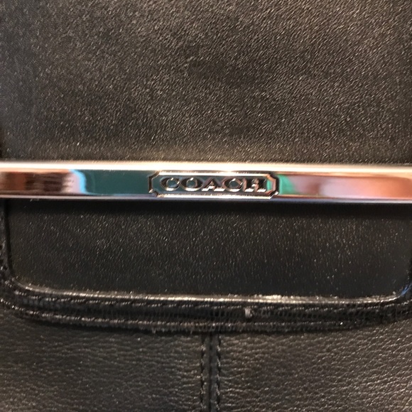 COACH Black “Taylor” Handbag/ Crossbody Perfect Condition - Picture 3 of 7