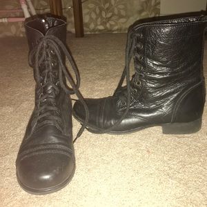 Steve Madden troopa boots - combat style