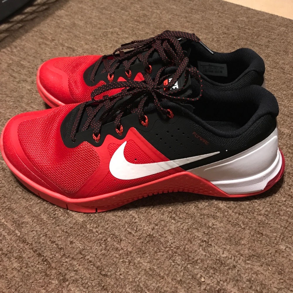 Men's 10.5 fly wires