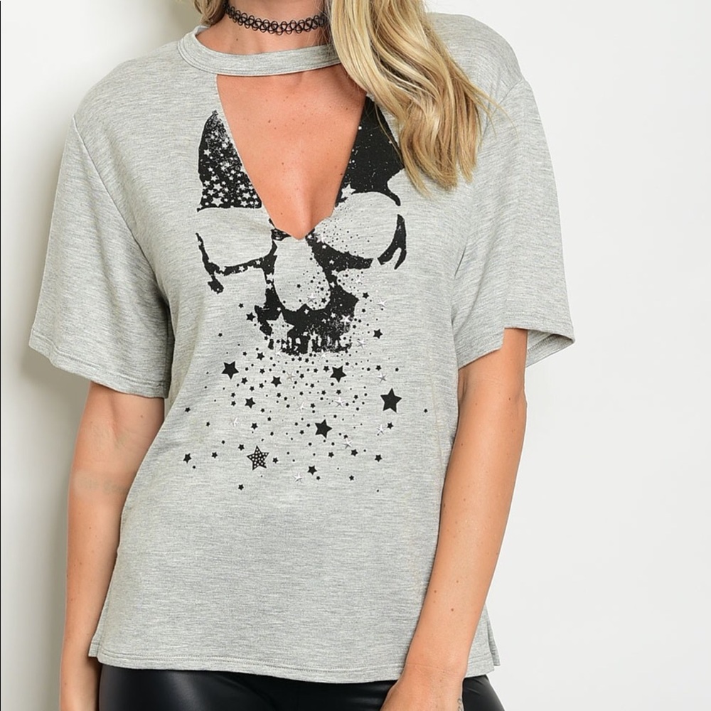 Price drop⬇️ 💀 skull shirt