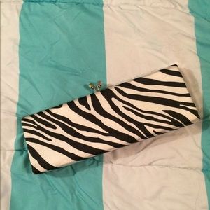 Zebra clutch purse