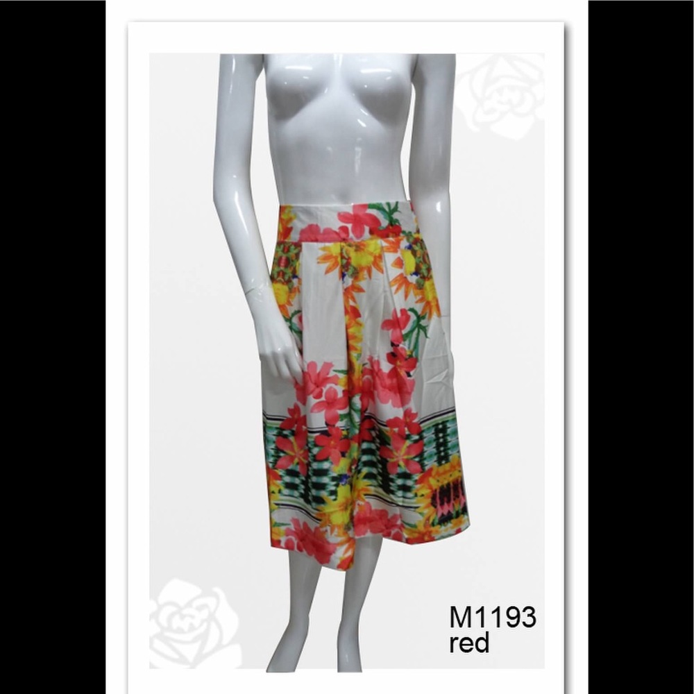 Brand New - Island Skirt   **Prime**