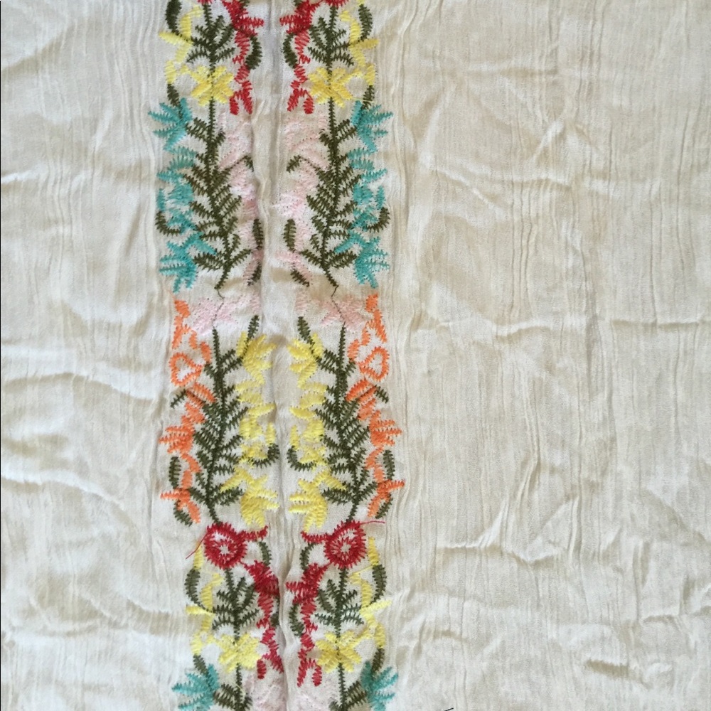 RESTOCKING🎉Boho embroidered tunic maxi🌸 - Picture 6 of 7