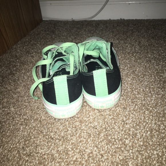 Converse - Picture 3 of 3