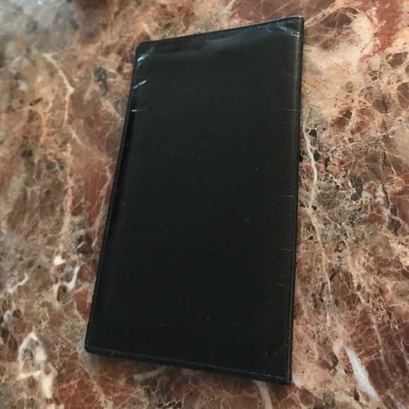 BLACK LEATHER PASSPORT WALLET - Picture 3 of 4