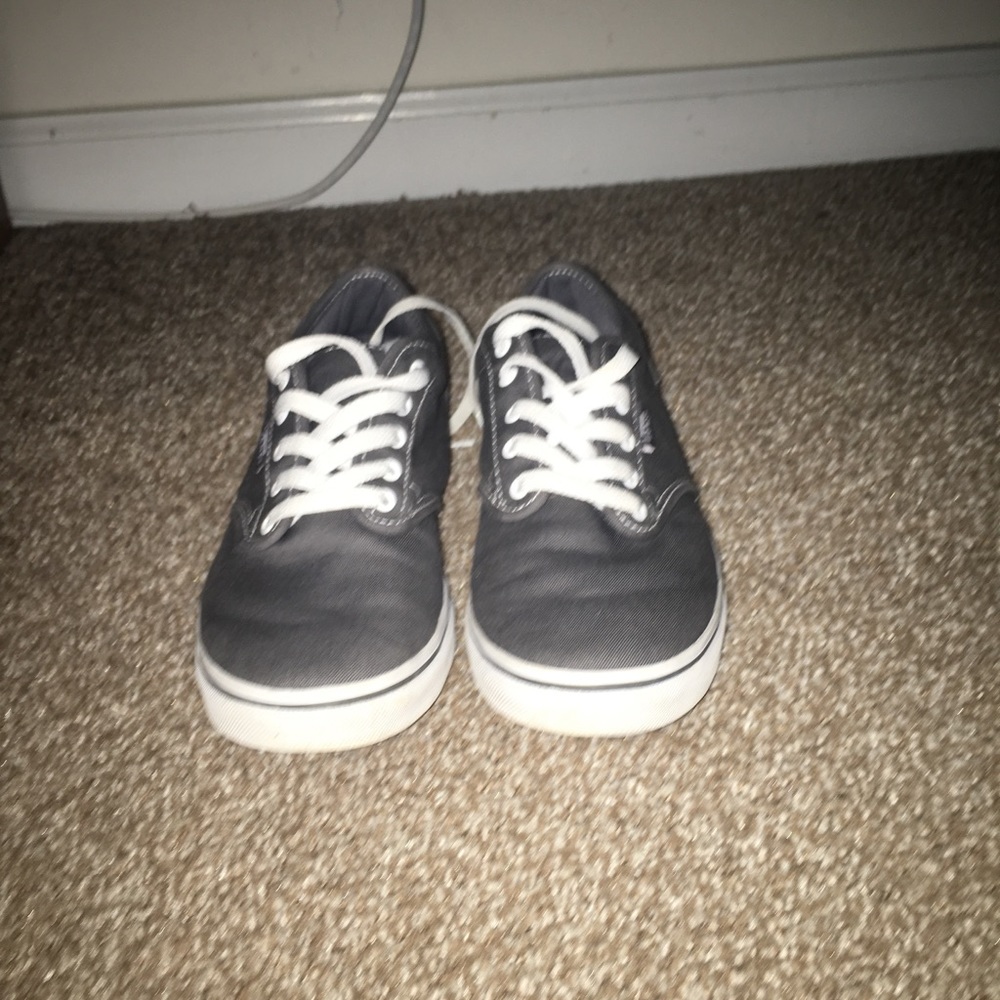 Vans - Picture 2 of 3