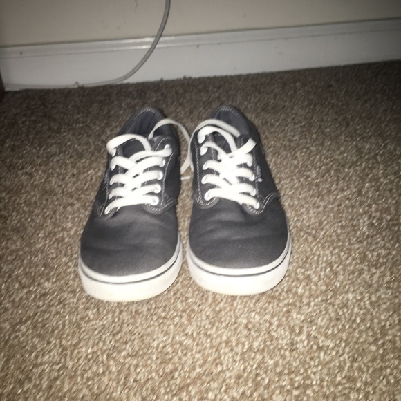 Vans - Picture 2 of 3