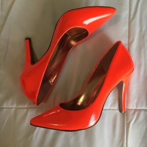 BCBG orange pumps