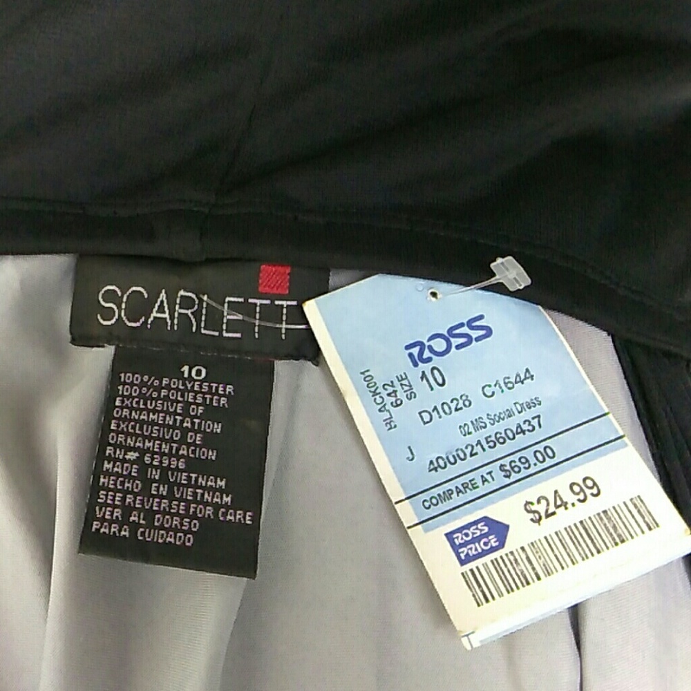 DRESS - Picture 3 of 3