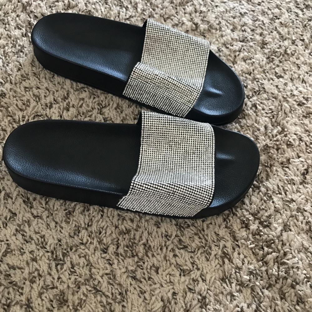 Diamanté Slides - Picture 2 of 3