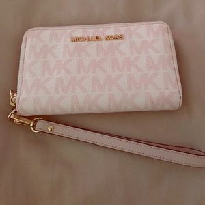 Michael kors wallet