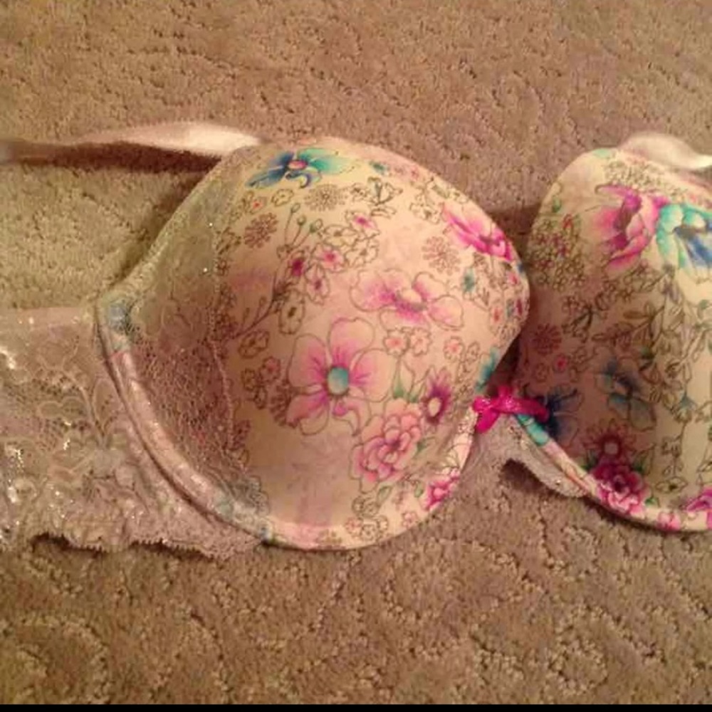 34dd victoria secret bra