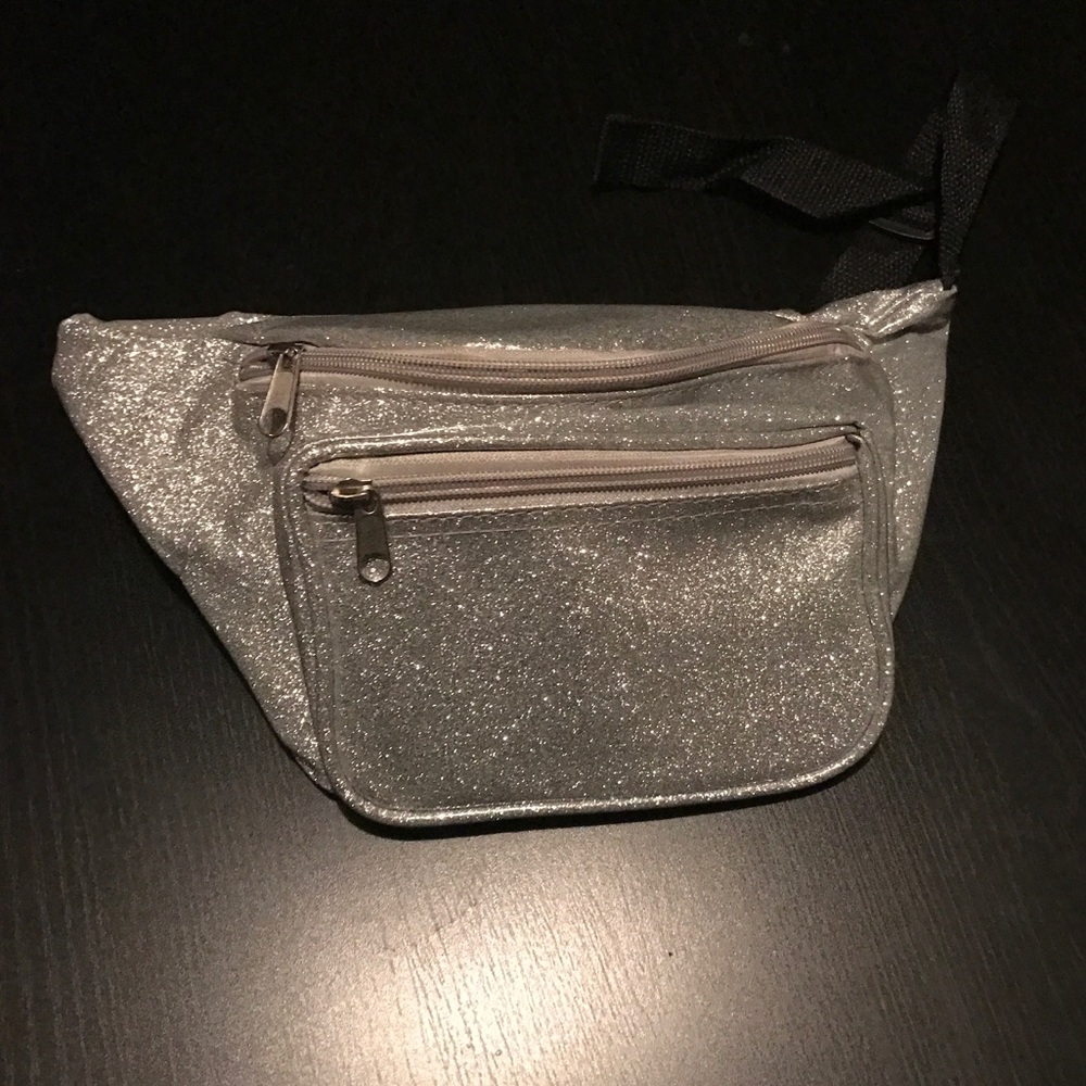 Silver Sparkle Fanny Pack ✨