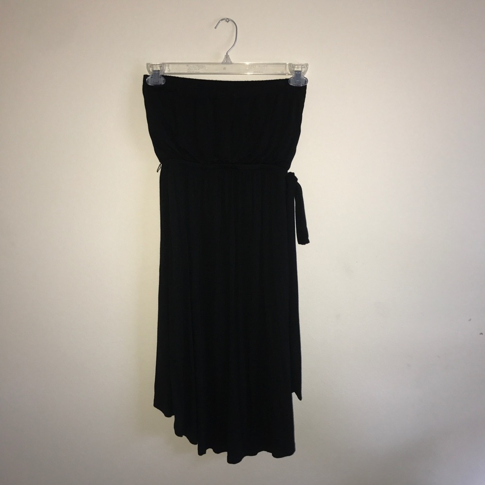 Black strapless dress
