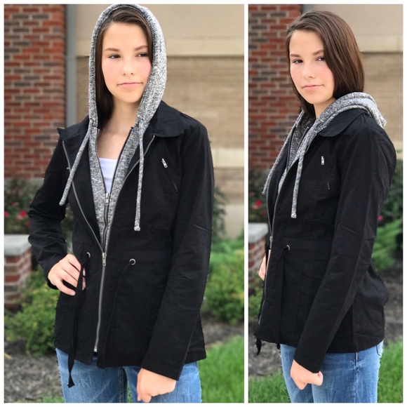 Hoodie Utility Jacket - Picture 2 of 3