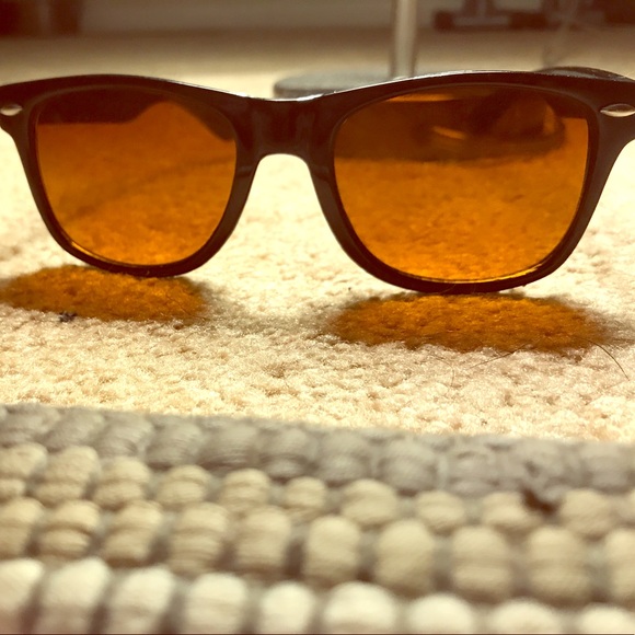 Wayfarer Sunglasses - Picture 1 of 1
