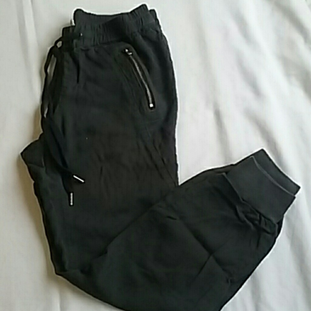Converse joggers