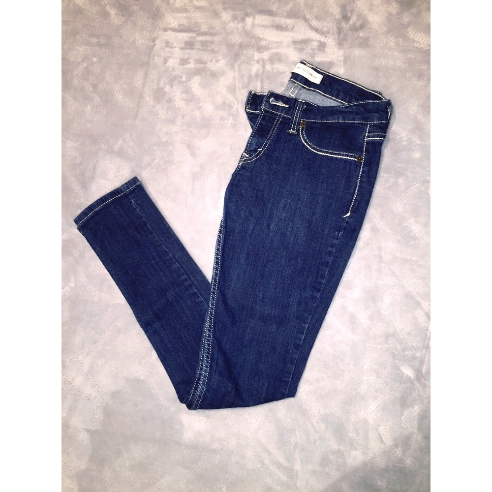 Levi's Super Low Dark Blue Wash Skinny Jeans