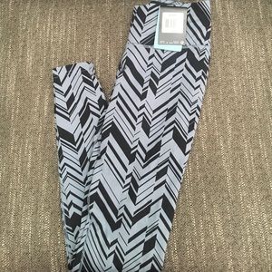 SOLD->NIKE Women's Legendary Training Pants Tights