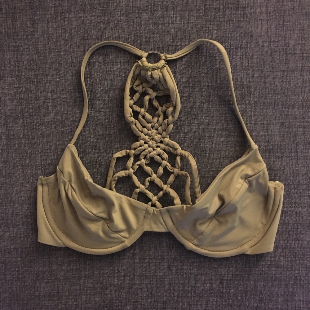 NWOT Frankie's Bikinis Discontinued Underwire Top