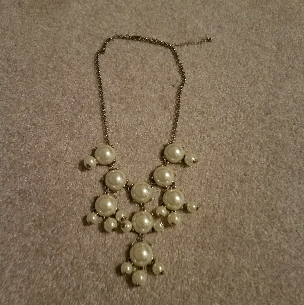 Faux Pearl bauble necklace