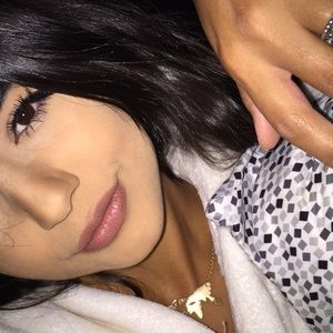 Meet your Posher, Alisha