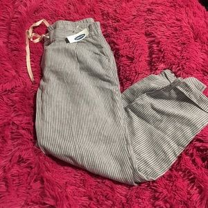 Old Navy striped linen cropped pants