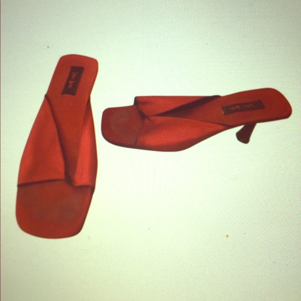 Red mules