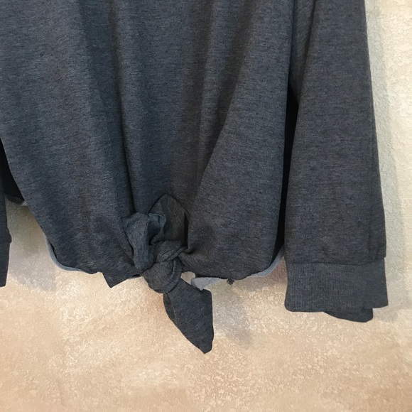 Hayden LA NWT knotted top - Picture 2 of 7