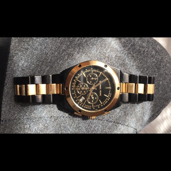 Michael Kors watch - Picture 2 of 2