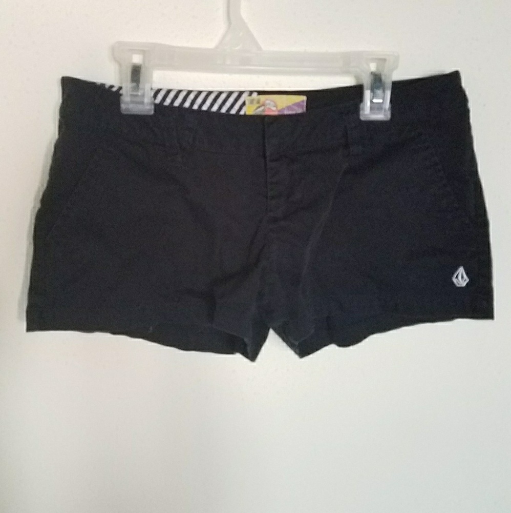 Cute black shorts