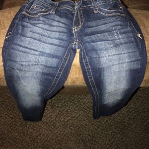 Rue 21 skinny Jeans size 1/2 short