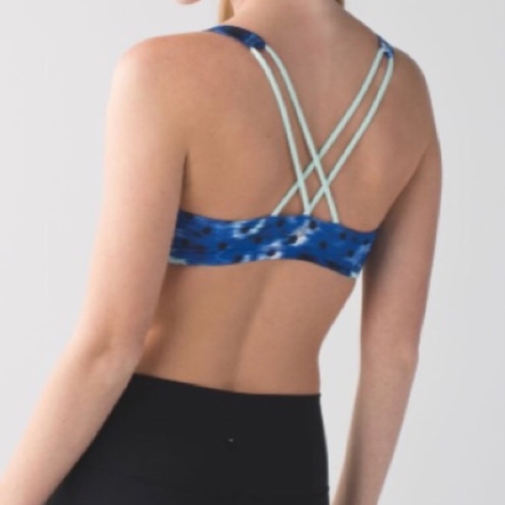 Like New! Lululemon Free to Be Bra - Sz 6 - Blue