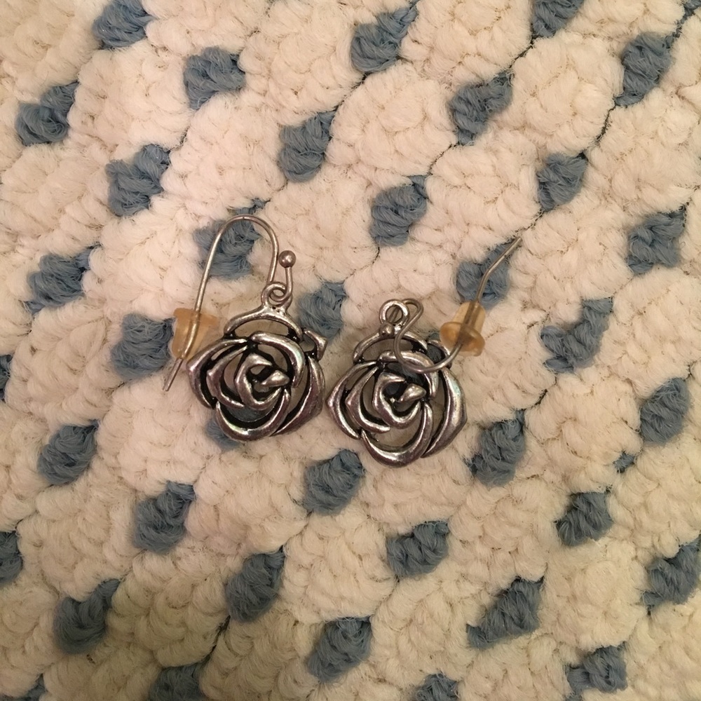 Rose earrings!