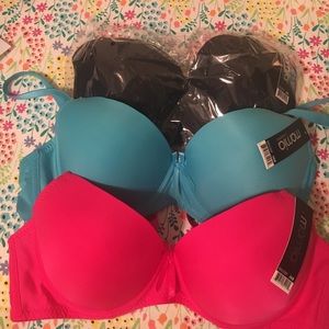 NWT Lot of 3 Bras - size 38B