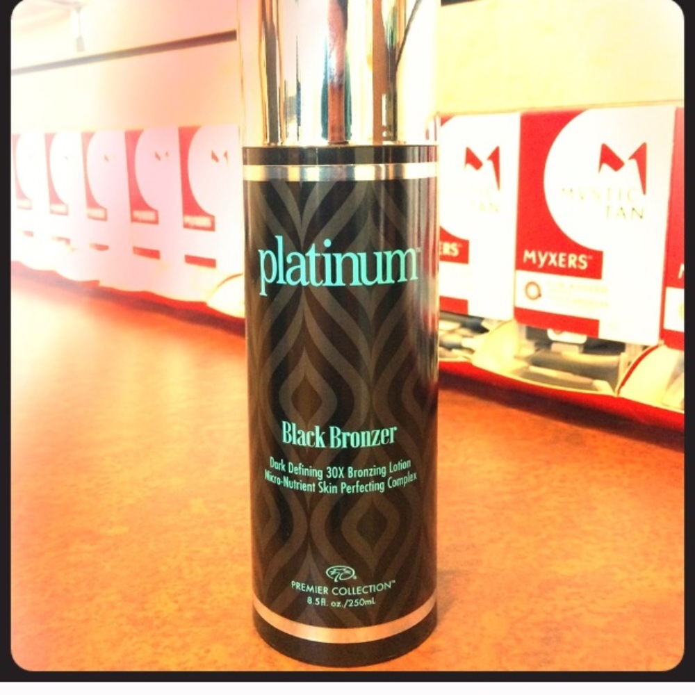 PLATINUM BRONZER tanning lotion