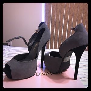 Brand new heels