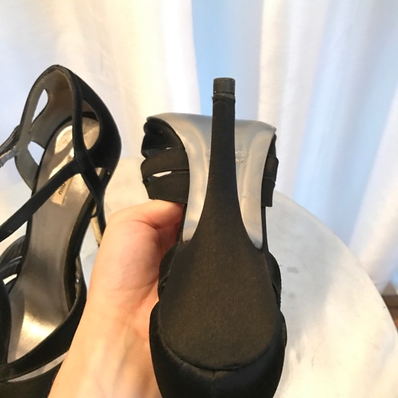 SALE!! MIU MIU Black Silk T-Strap Heels 36/5.5 - Picture 3 of 8