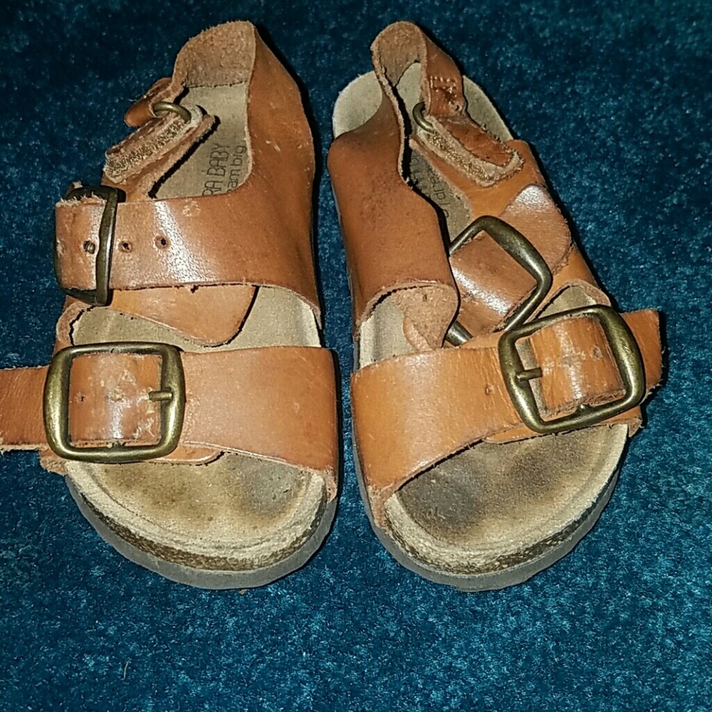 Leather sandals