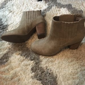 Nude heeled, ankle booties