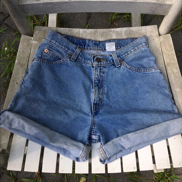 Vintage Levi Shorts - Picture 1 of 6