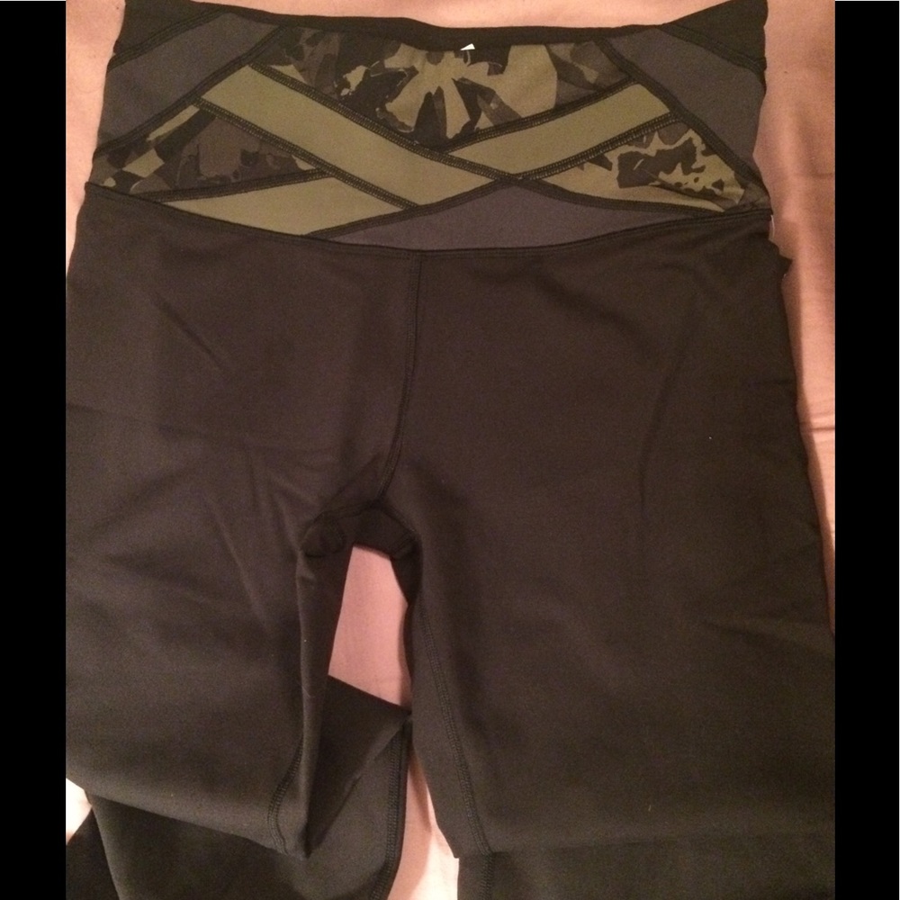 💐NWT Lululemon Groove Pant lll 8R Black camowaist
