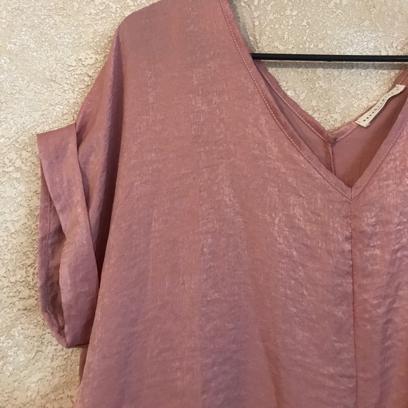 Wasabi + mint shimmer knotted top - Picture 3 of 6