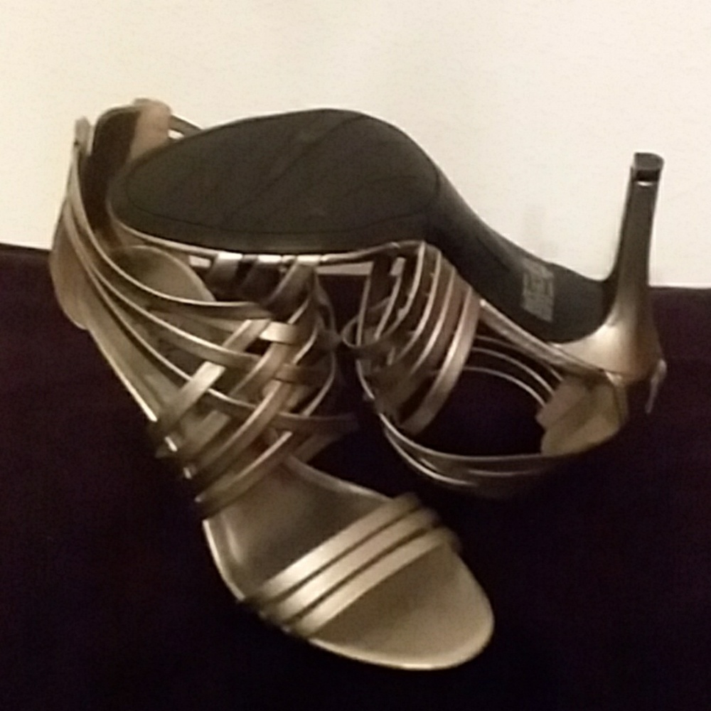 Shoes - Picture 2 of 2