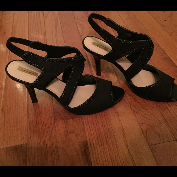 Tahari size 11 high heeled sandals black worn once - Picture 2 of 4