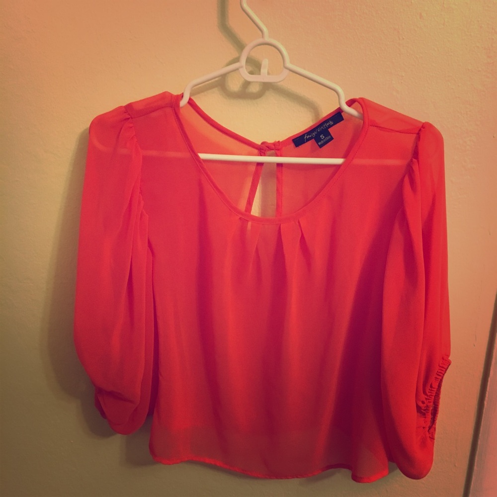Flowy top