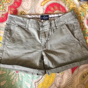 NWOT- American Eagle twill midi short
