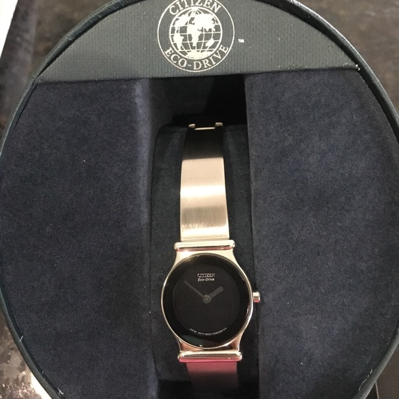 Citizen Eco-drive watch - Picture 8 of 8